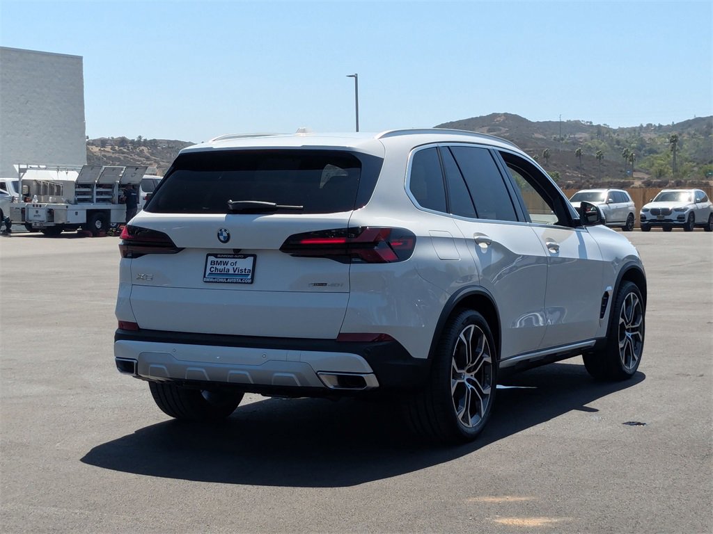 New 2026 BMW X5 sDrive40i image 7