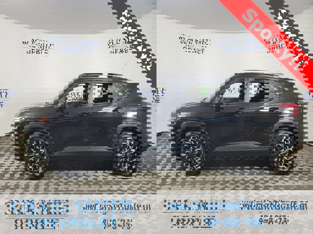 New 2026 Chevrolet Trax RS w/ Sunroof Package image 2