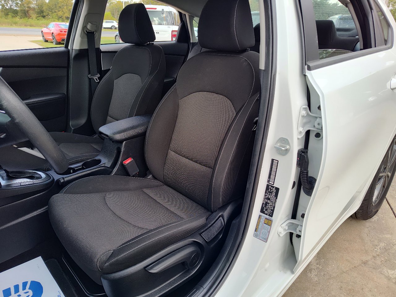 Used 2023 Kia Forte LXS image 15