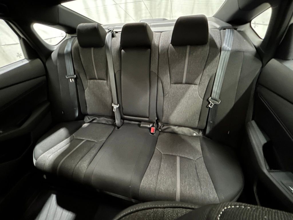 Used 2025 Honda Accord Sport image 27