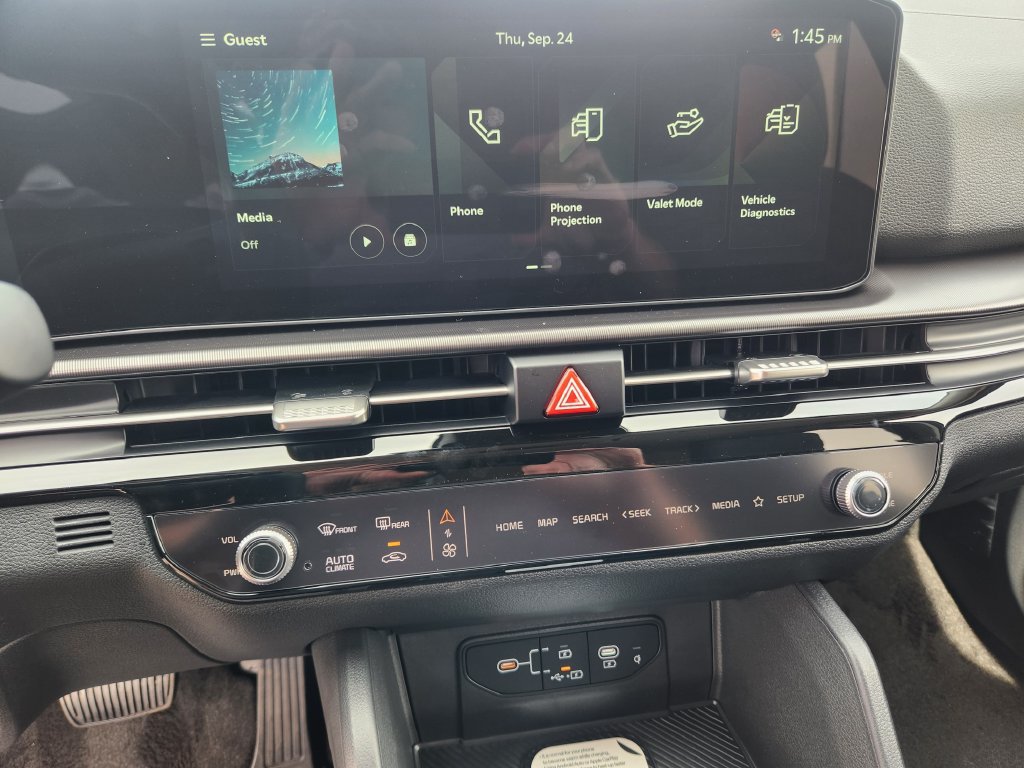 New 2026 Kia Sportage EX AWD/4WD image 19