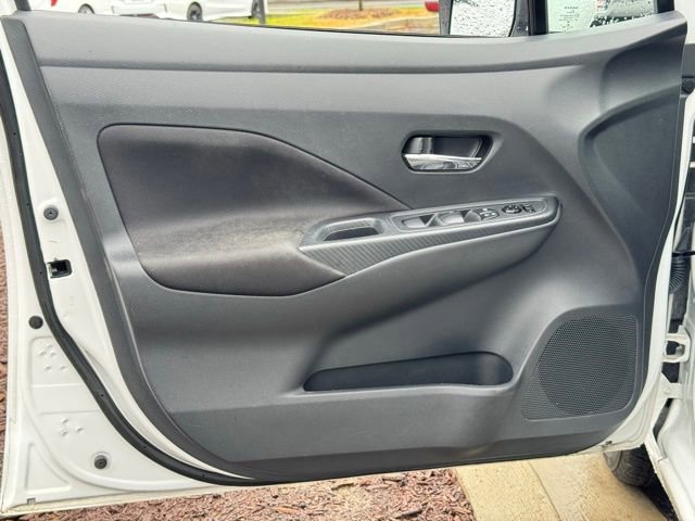 Used 2022 Nissan Versa SV image 20