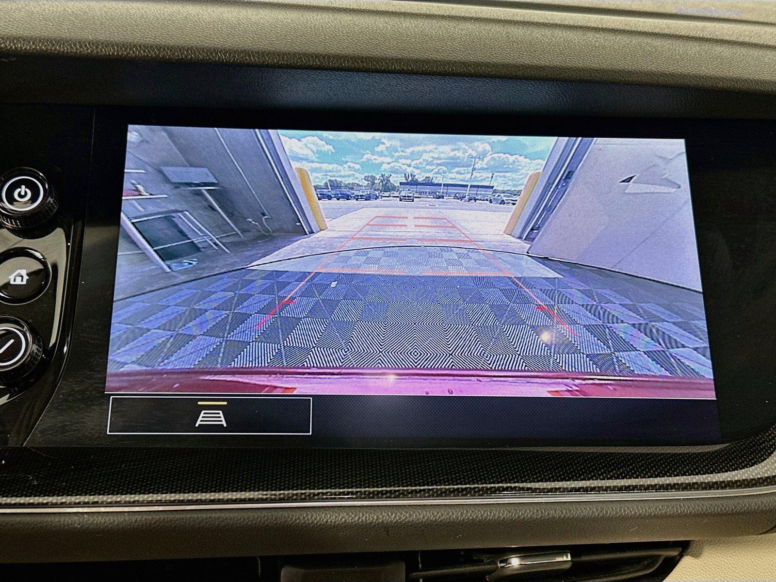 Used 2021 Buick Envision Essence AWD/4WD image 13