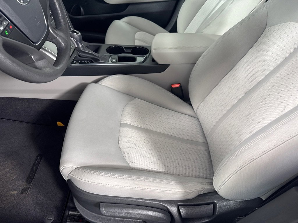 Used 2016 Hyundai Sonata SE image 13