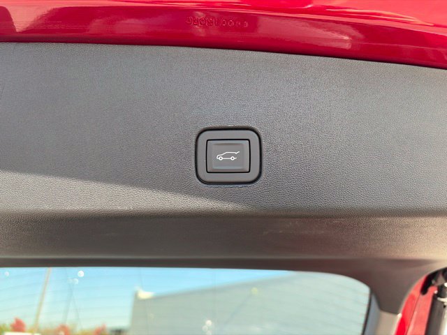 Used 2026 Cadillac Optiq Sport 1 AWD/4WD image 17