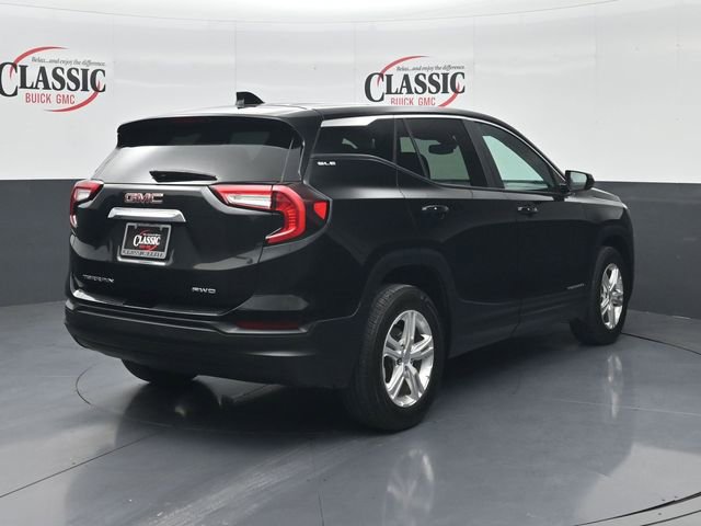 Used 2024 GMC Terrain SLE image 7