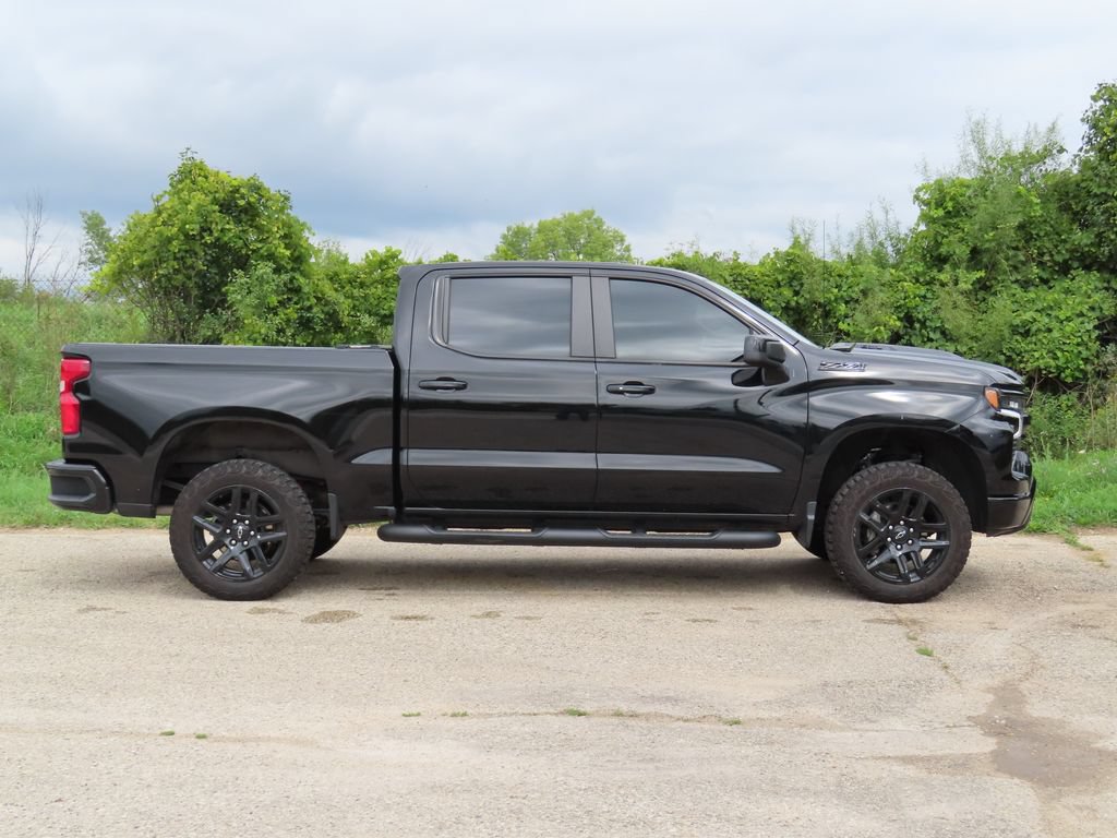 Certified 2024 Chevrolet Silverado 1500 LT Trail Boss w/ Convenience Package II AWD/4WD image 2