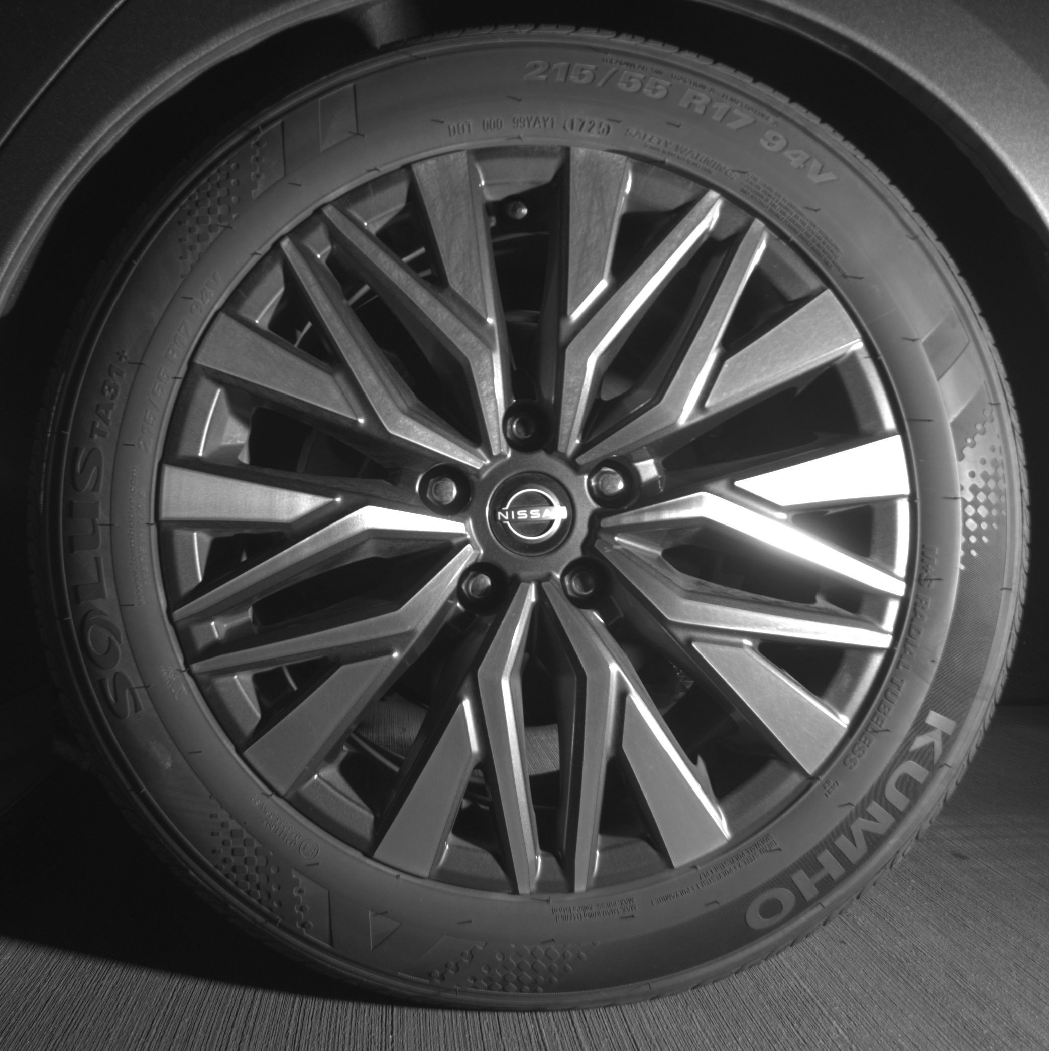 Used 2025 Nissan Altima 2.5 SV image 14