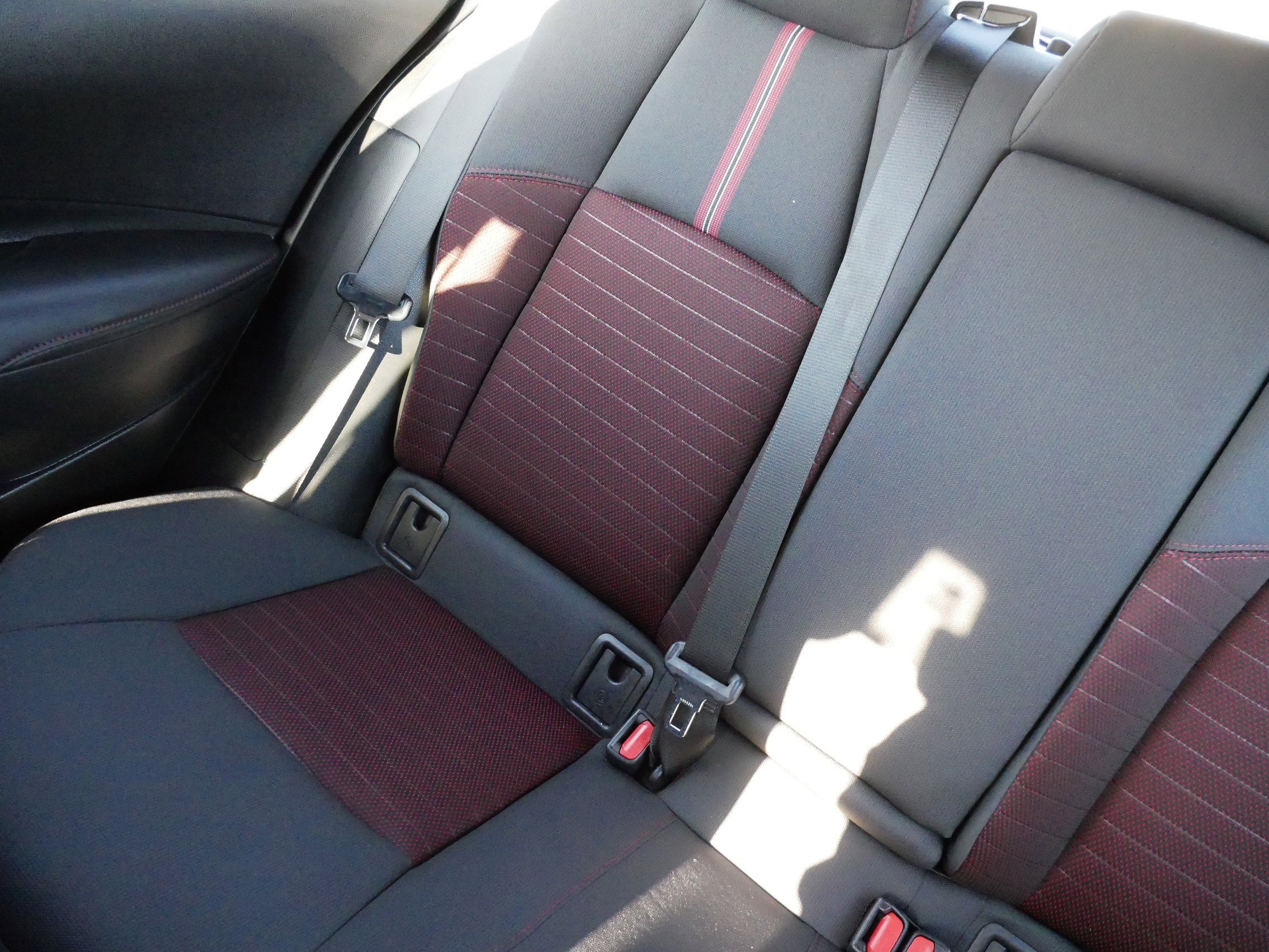 Used 2023 Toyota Corolla SE w/ SE Premium Package image 12