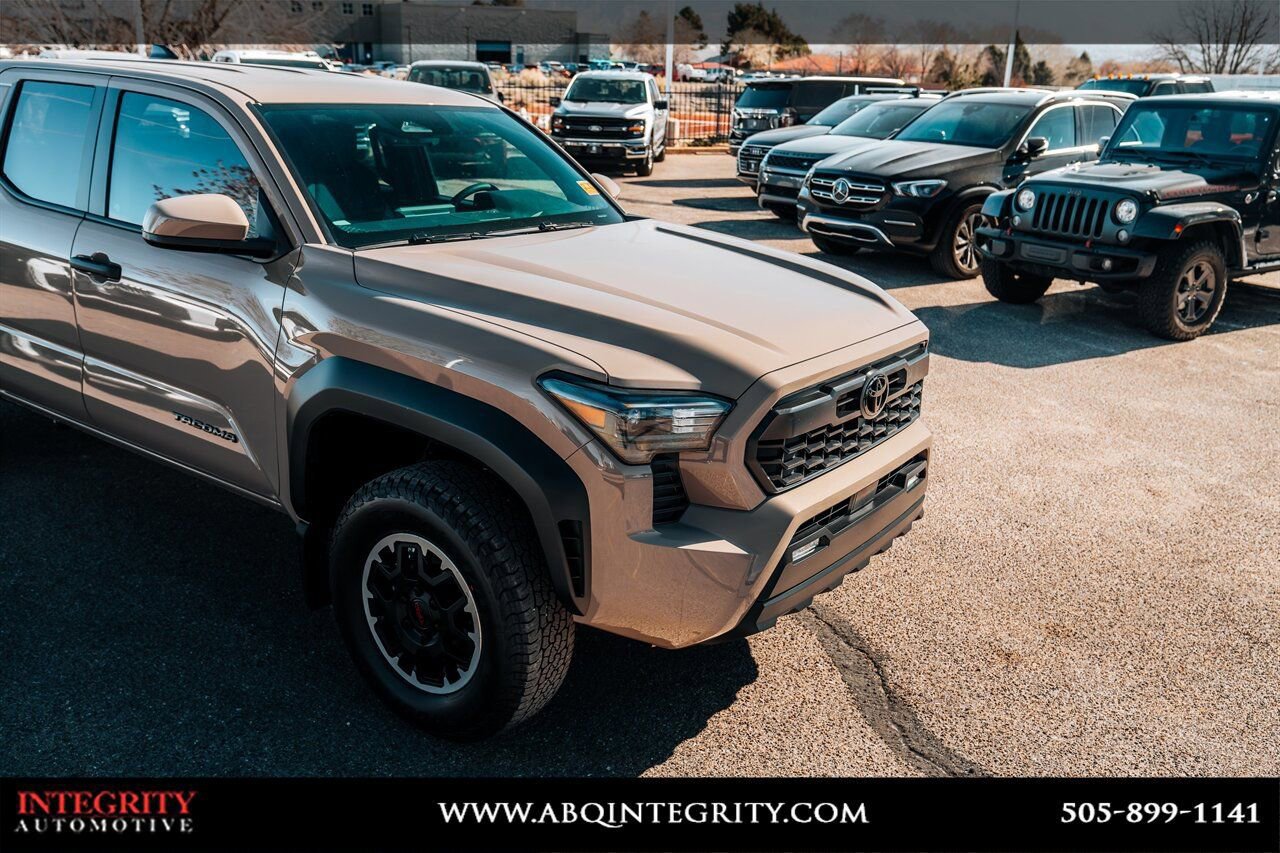 Used 2026 Toyota Tacoma TRD Off-Road image 9