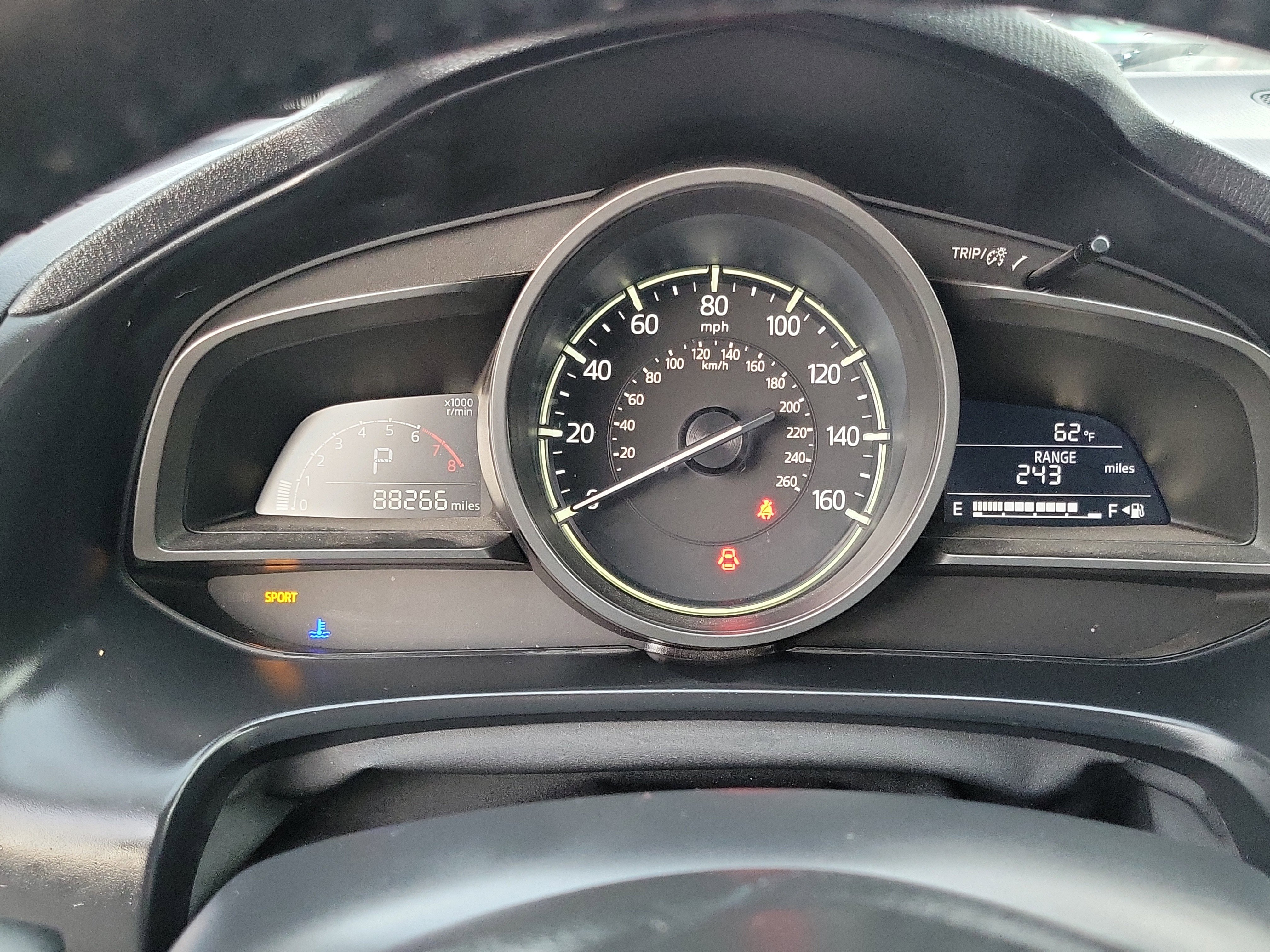 Used 2018 MAZDA MAZDA3 Touring image 11