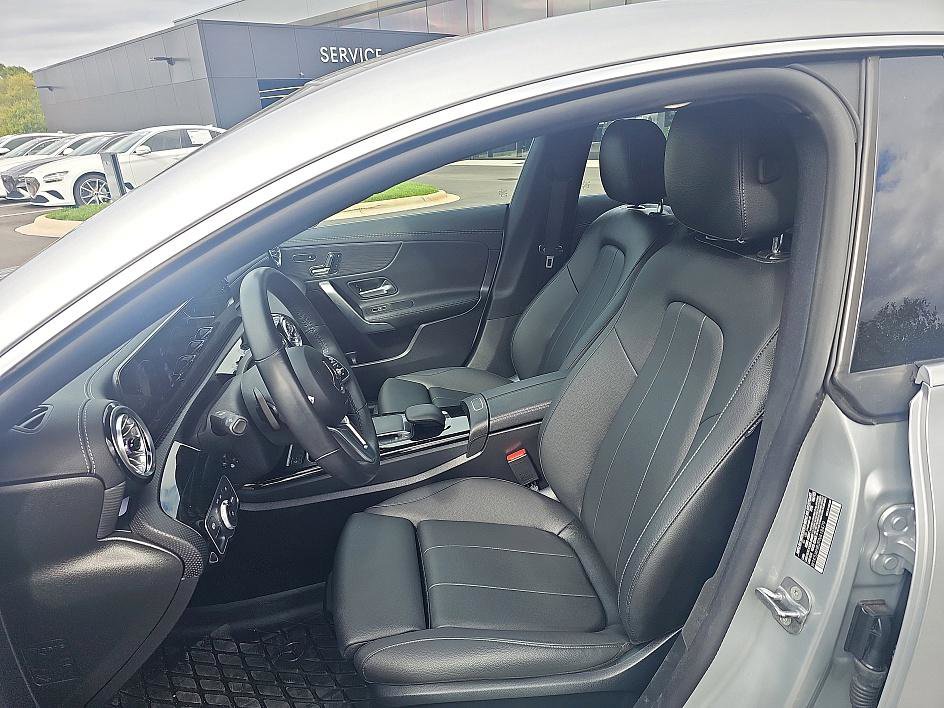Used 2023 Mercedes-Benz CLA 250 4MATIC image 13