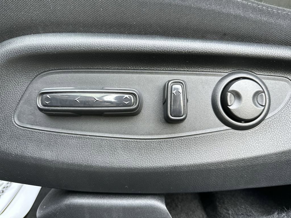 Used 2024 Honda CR-V EX image 12