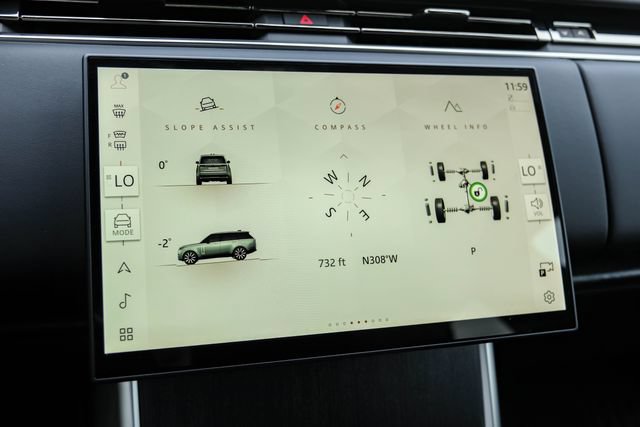 New 2026 Land Rover Range Rover SE AWD/4WD image 39