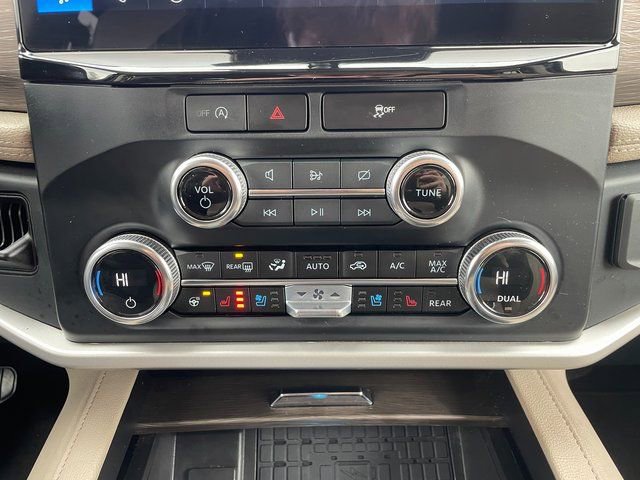 Certified 2023 Ford Expedition Max Limited image 33