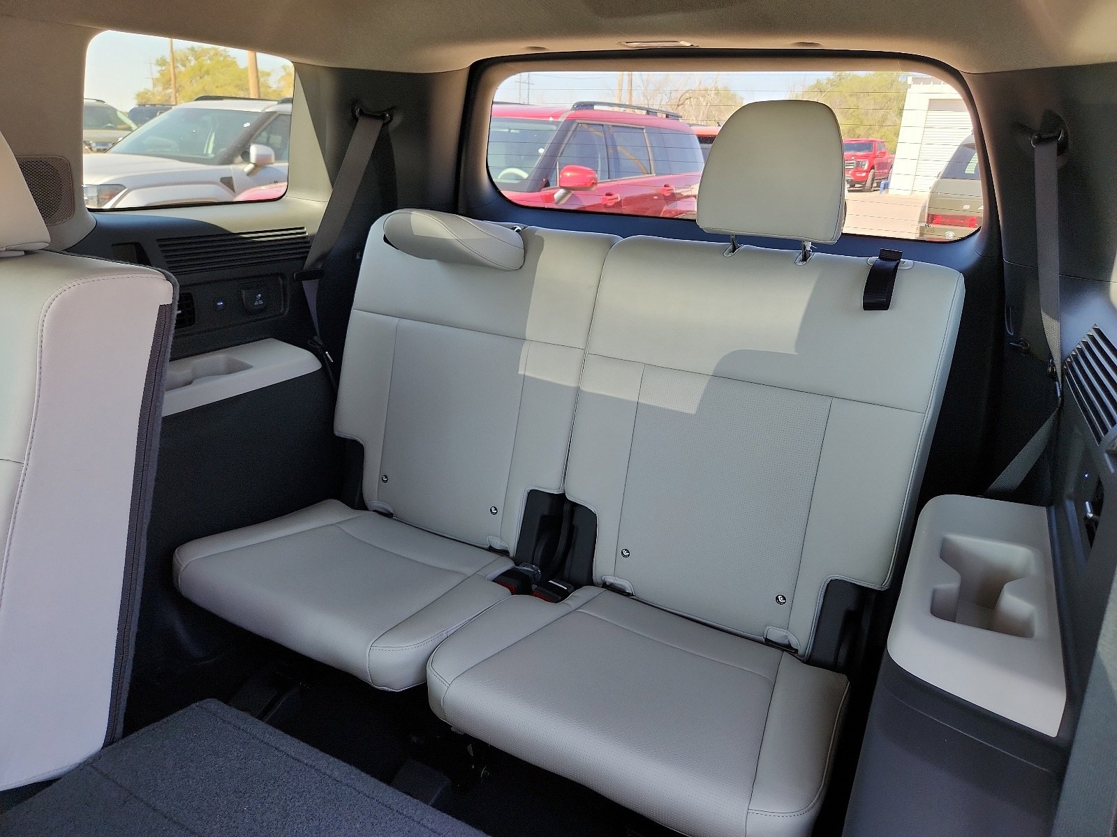 New 2024 Hyundai Santa Fe Limited image 9