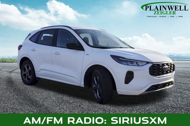 Used 2023 Ford Escape ST-Line image 4