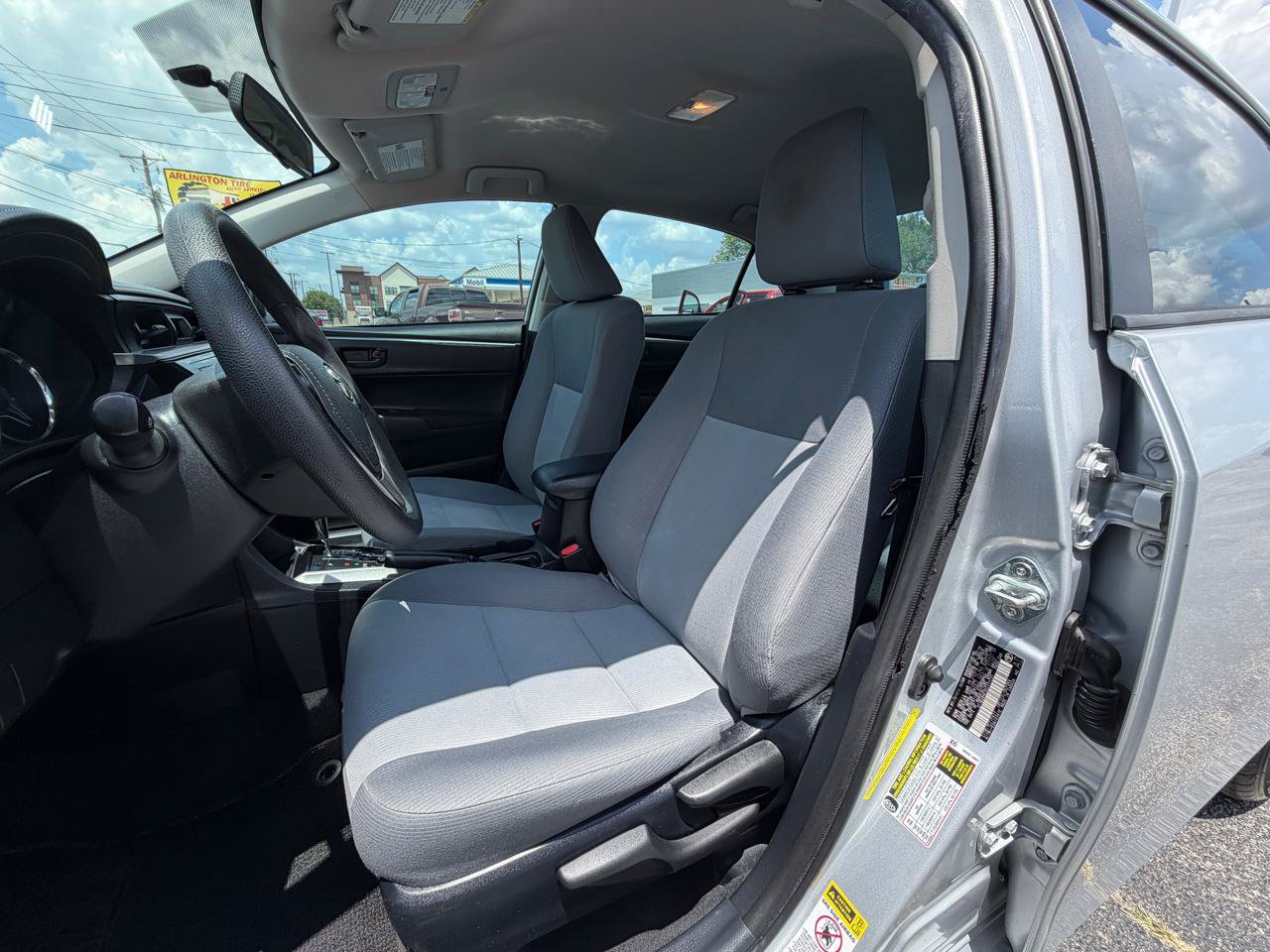 Used 2014 Toyota Corolla L FWD image 10