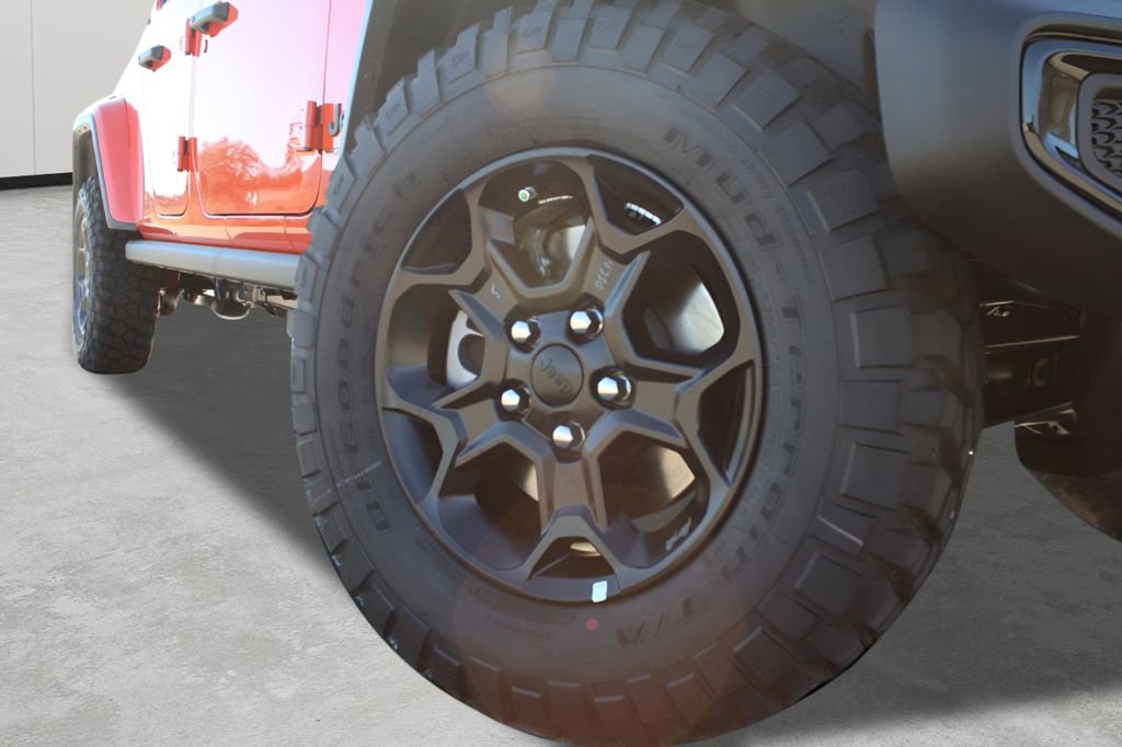 Certified 2023 Jeep Gladiator Willys image 2
