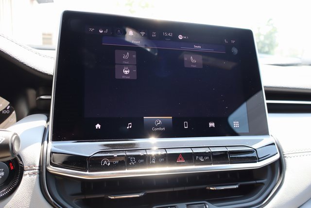 New 2025 Jeep Compass Limited image 17