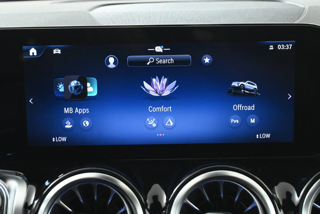 Certified 2026 Mercedes-Benz GLB 250 4MATIC image 21