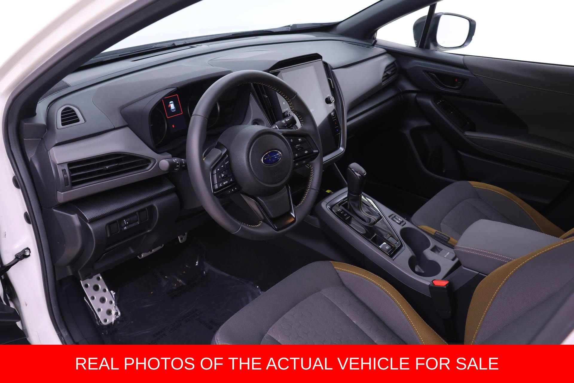 Used 2025 Subaru Crosstrek 2.5i Sport AWD/4WD image 3