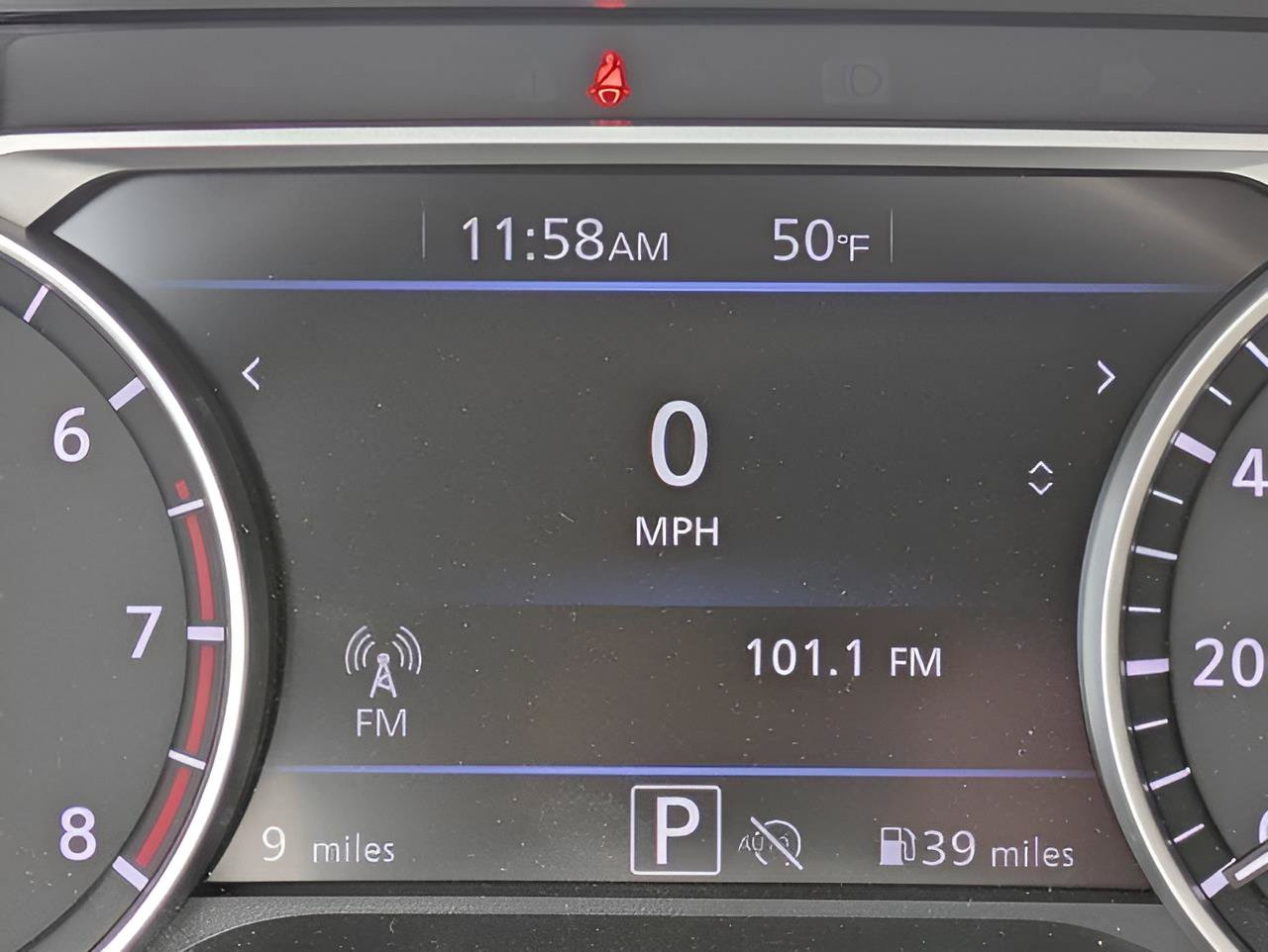 Used 2025 Nissan Sentra SV w/ SV Premium Package FWD image 17