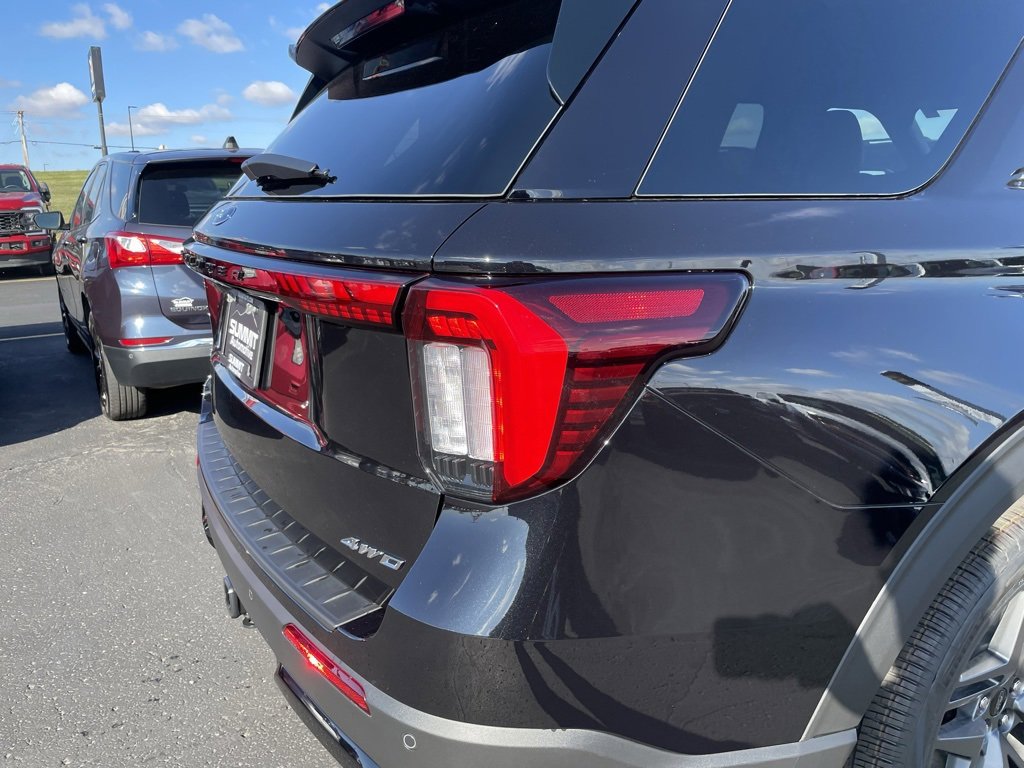New 2026 Ford Explorer ST-Line w/ ST-Line Street Pack image 43