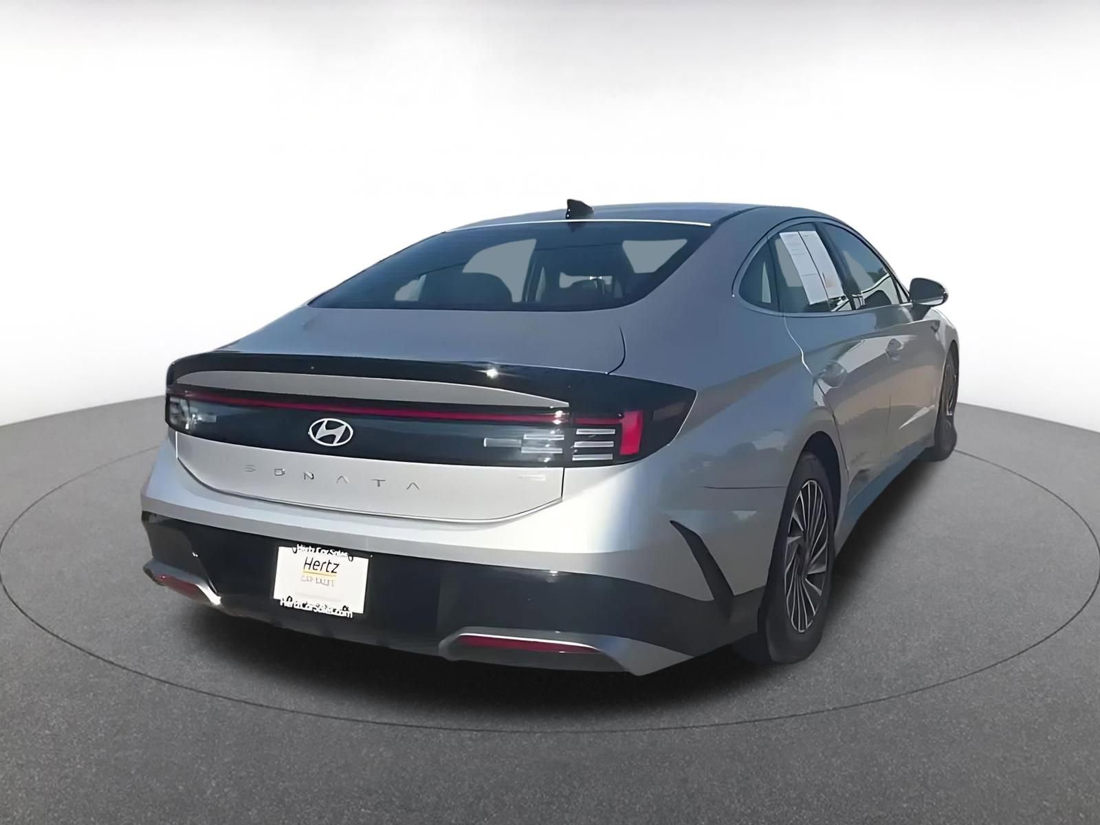 Used 2025 Hyundai Sonata SEL FWD image 12