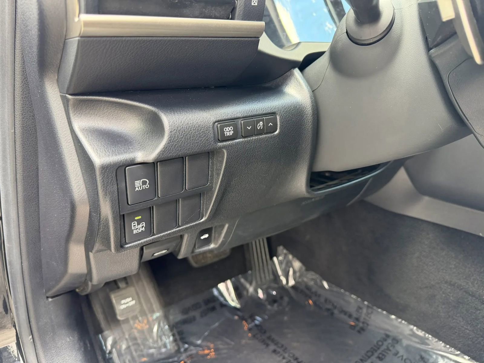 Used 2019 Lexus IS 300 w/ Accessory Package 2 RWD image 11
