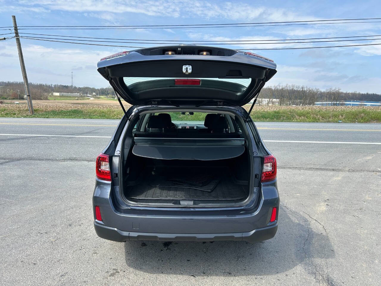 Used 2015 Subaru Outback 2.5i image 12