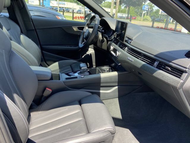Used 2023 Audi A4 2.0T Premium w/ Convenience Package AWD/4WD image 28