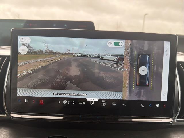 Used 2025 Ford Expedition Max Platinum w/ Driver's Package image 48