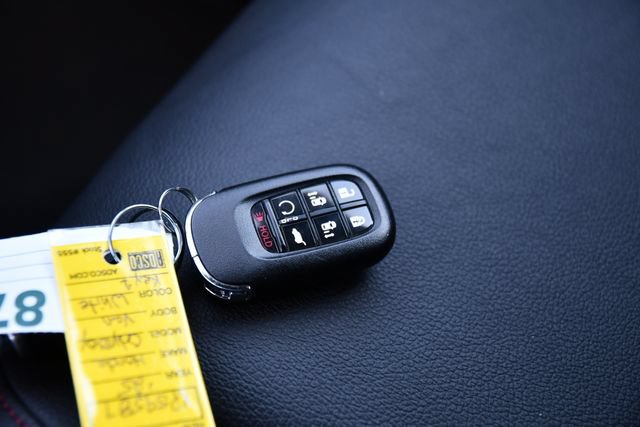 Used 2025 Honda Odyssey Sport-L image 19