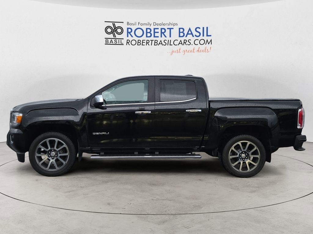 Used 2018 GMC Canyon Denali image 2
