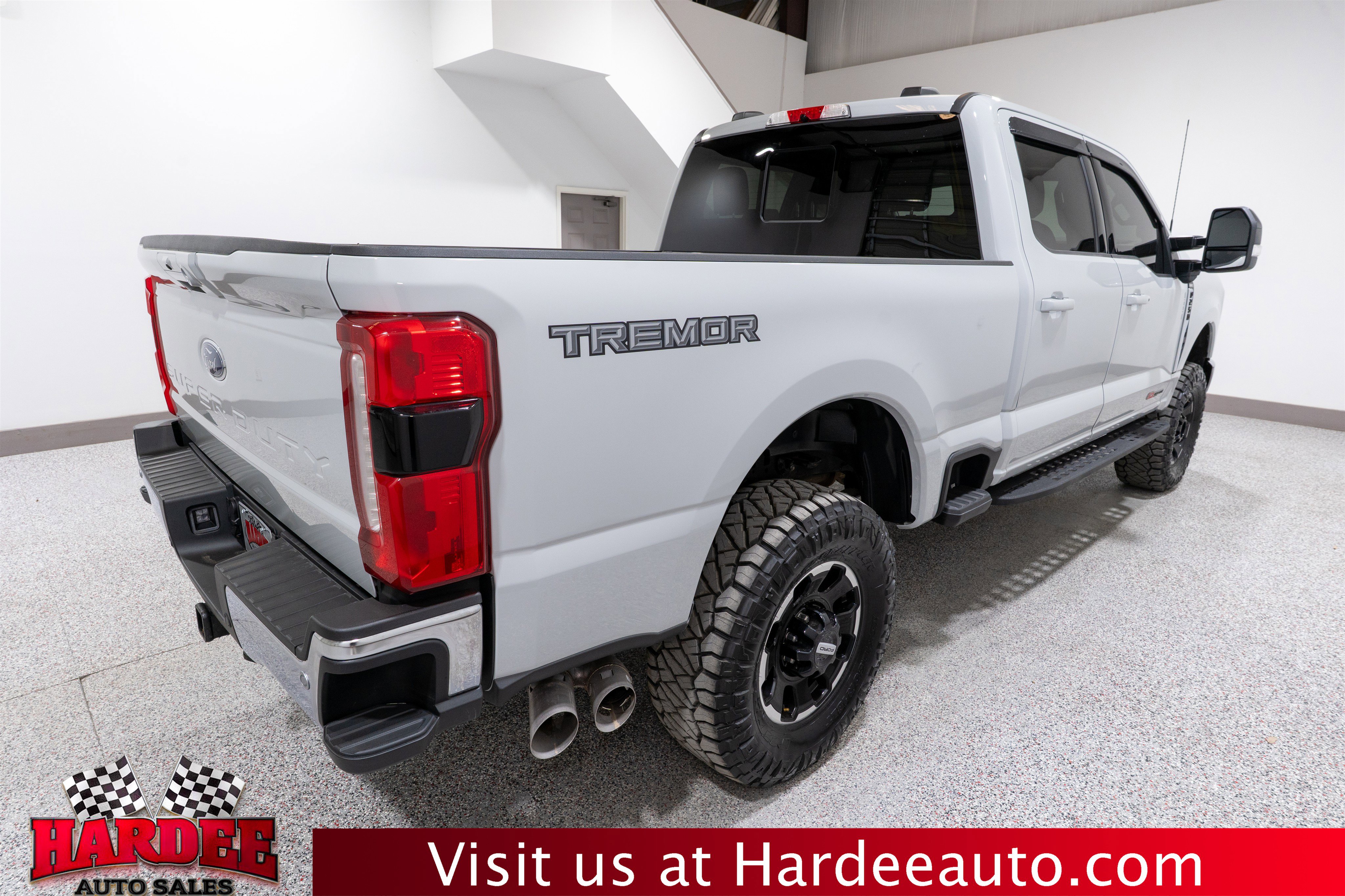 Used 2025 Ford F250 Lariat w/ Lariat Ultimate Package AWD/4WD image 5