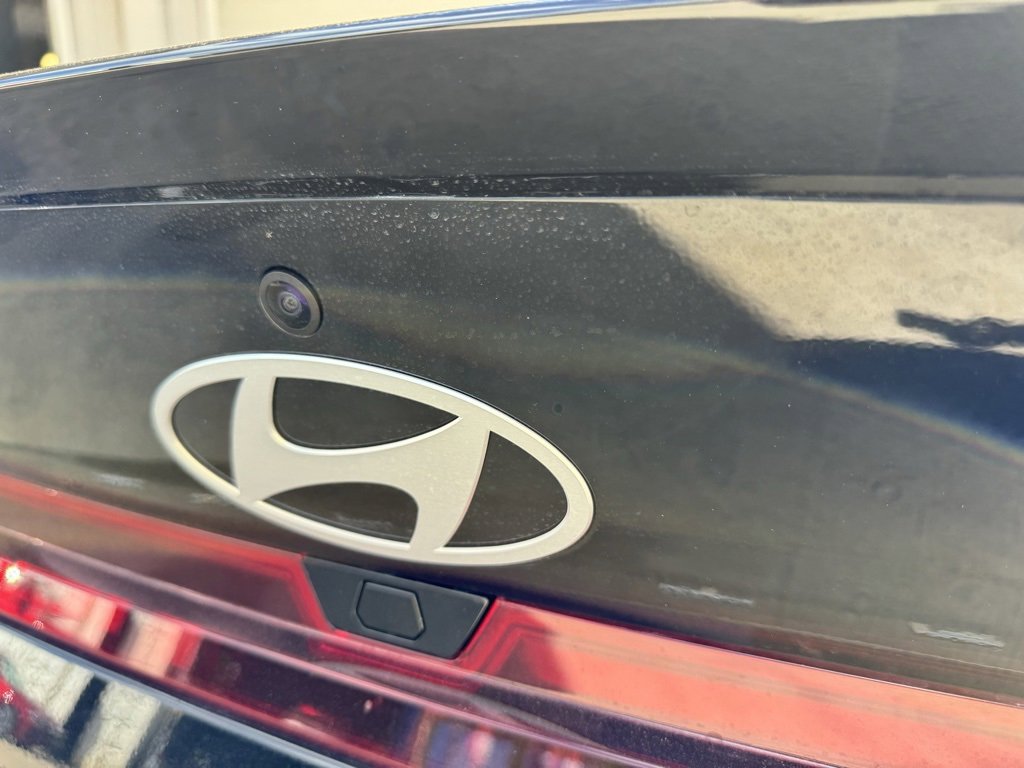 New 2025 Hyundai Elantra Sport image 13