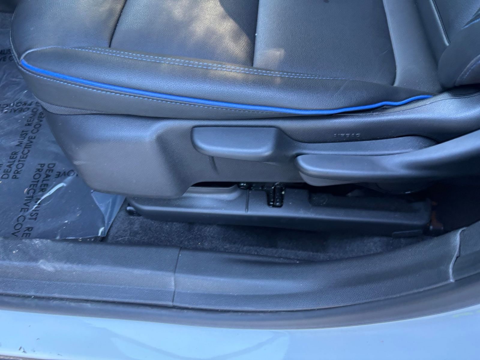 Used 2025 Buick Envista Sport Touring image 23