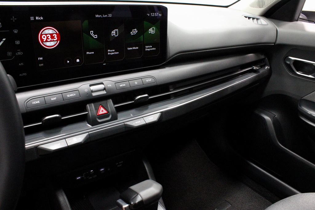 Used 2025 Kia K4 EX FWD image 29