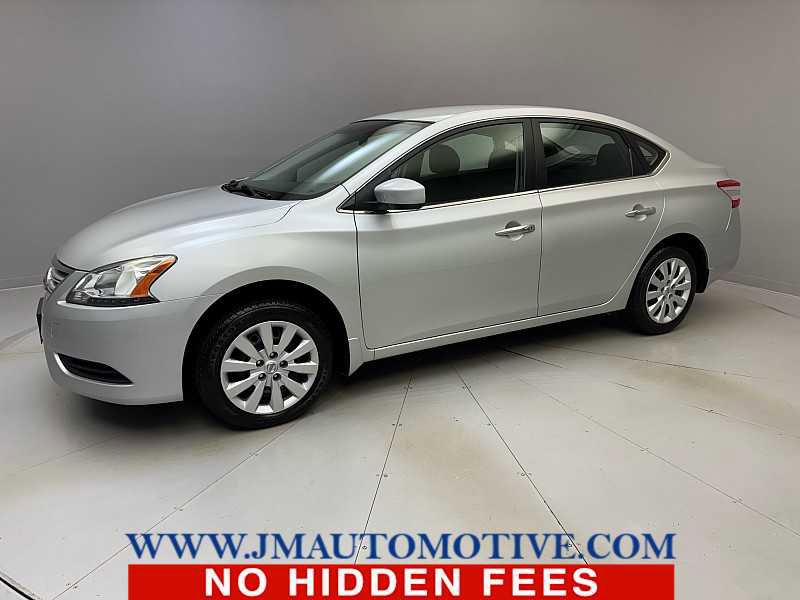 Used 2015 Nissan Sentra SV FWD image 1