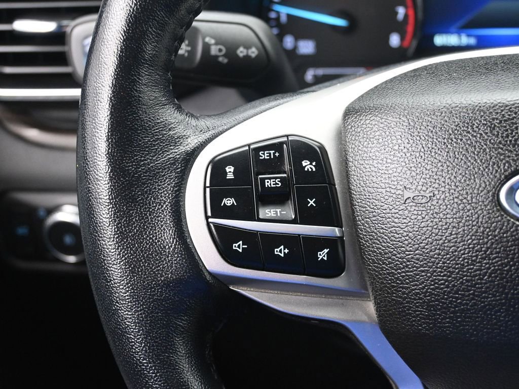 Used 2022 Ford Explorer Limited w/ Equipment Group 301A image 15