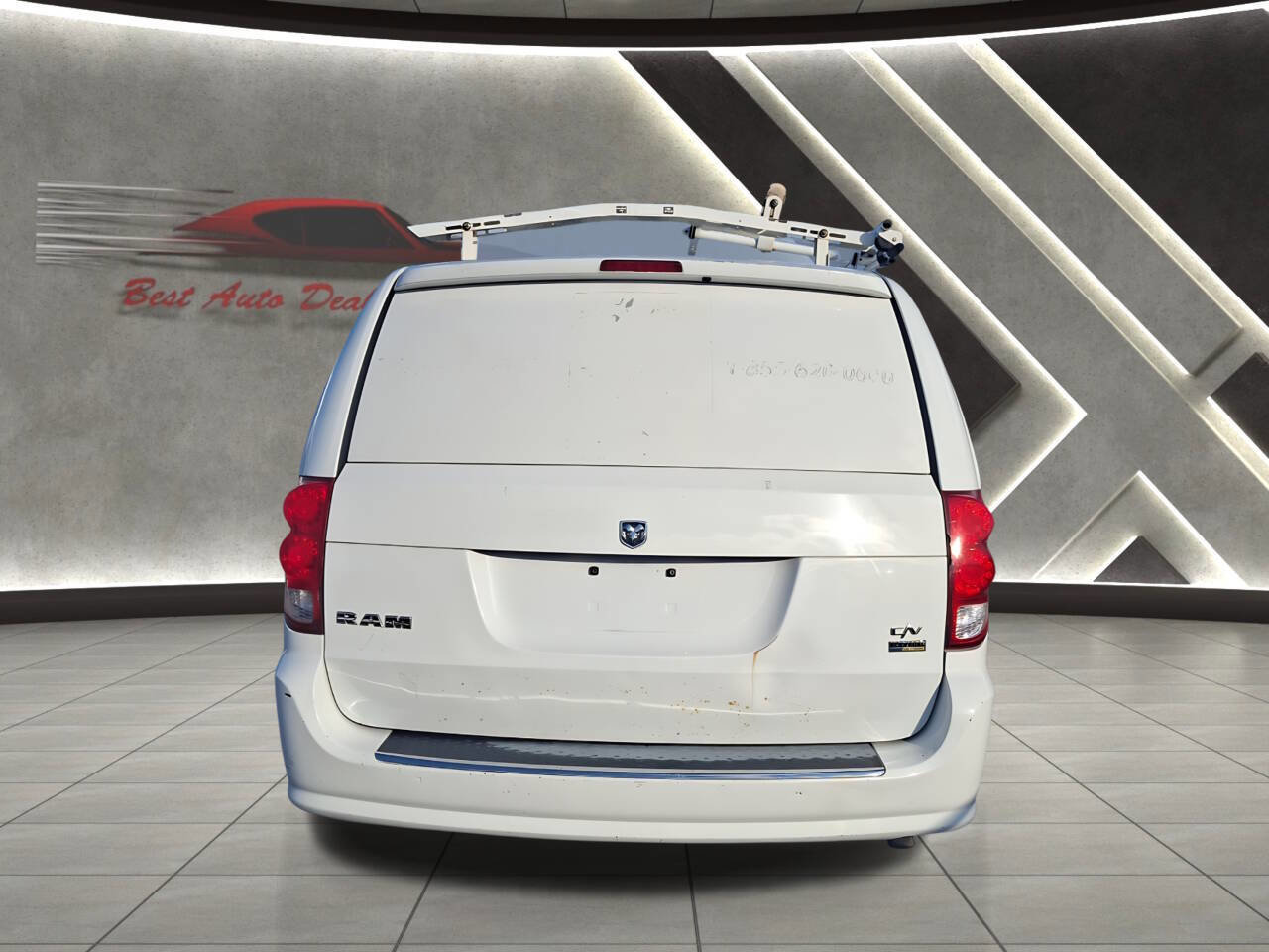 Used 2014 RAM C/V Tradesman image 14