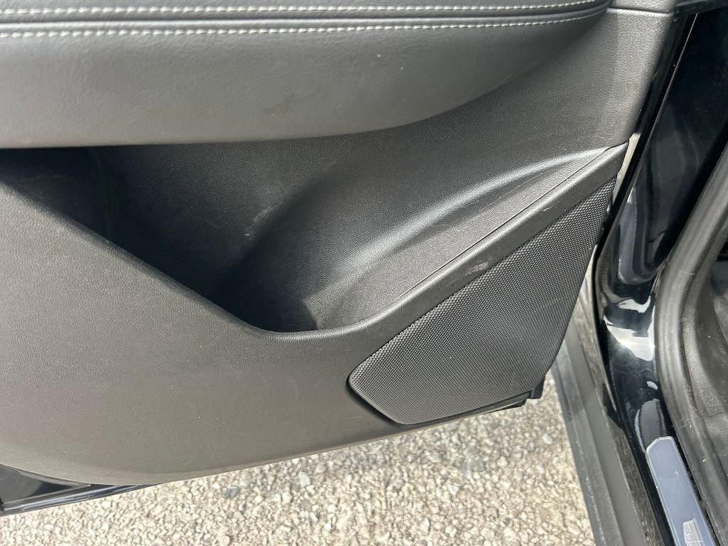 Used 2023 Cadillac XT6 Sport image 42