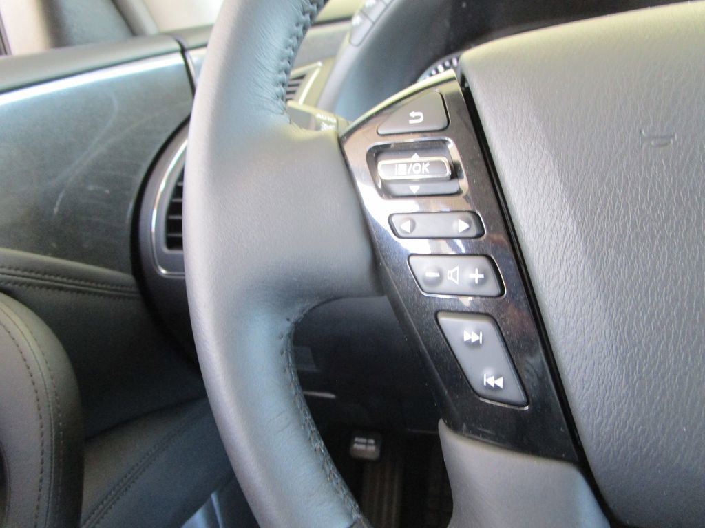 Used 2024 Nissan Armada SV w/ Cargo Package image 30