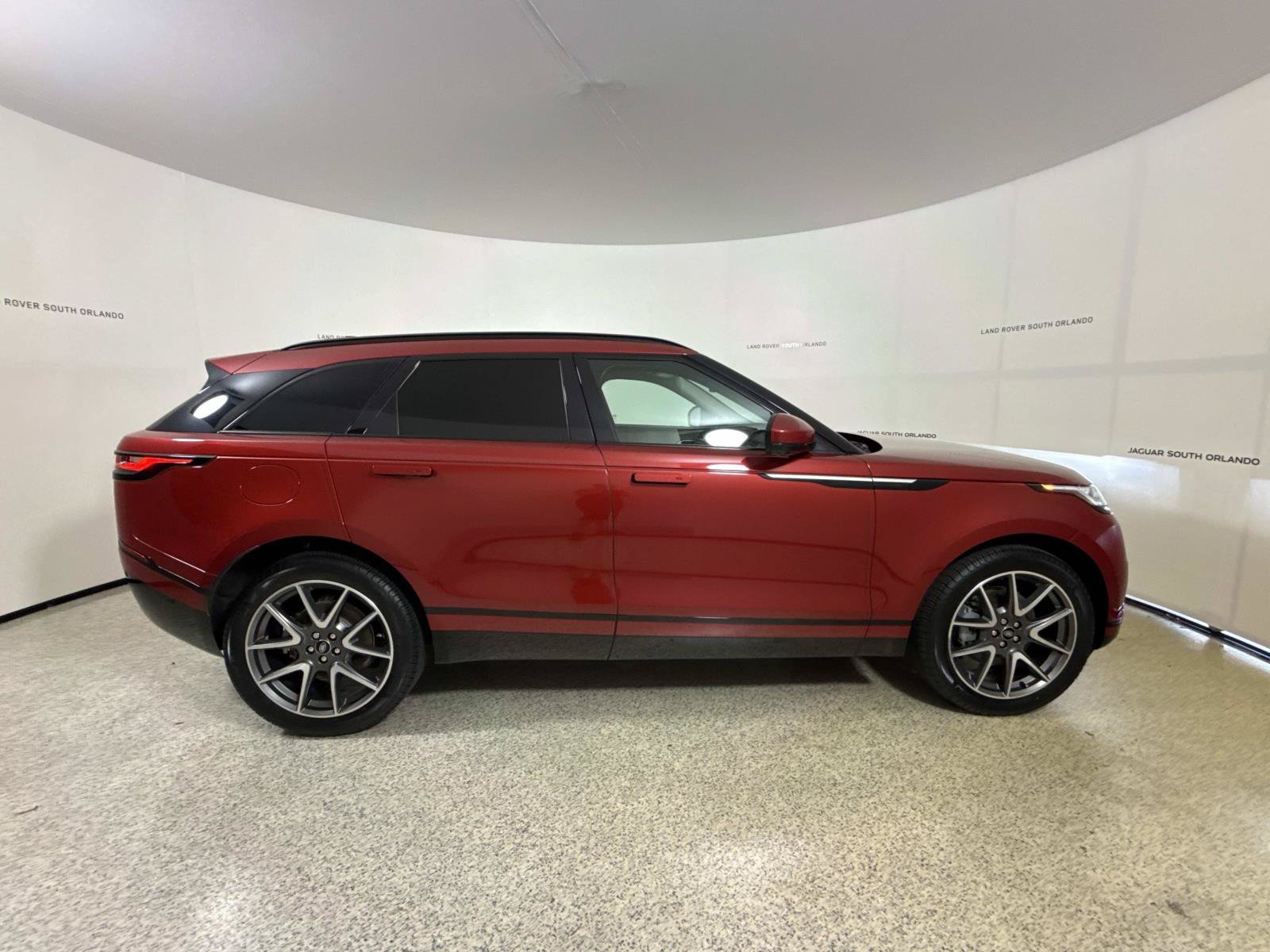 Used 2021 Land Rover Range Rover Velar S AWD/4WD image 6