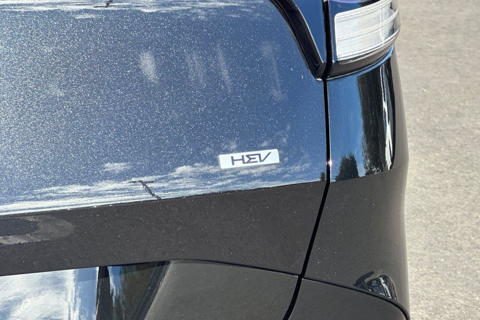 Used 2023 Kia Sportage SX Prestige image 28