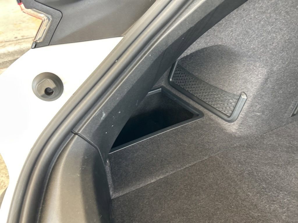 Used 2023 Porsche Taycan GTS image 36