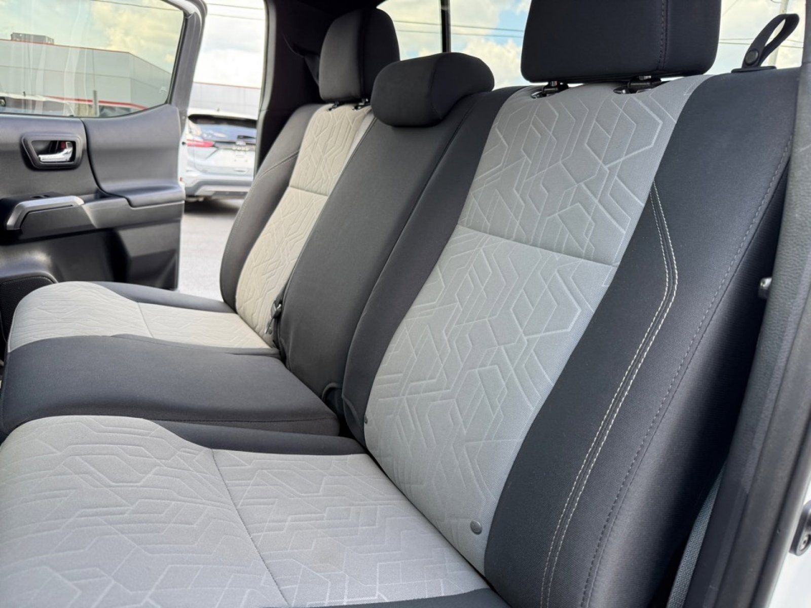 Used 2020 Toyota Tacoma 4x4 Double Cab image 16