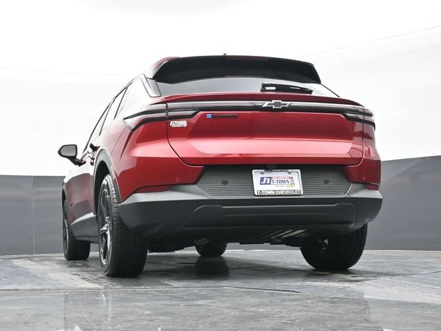 New 2026 Chevrolet Equinox EV LT image 40