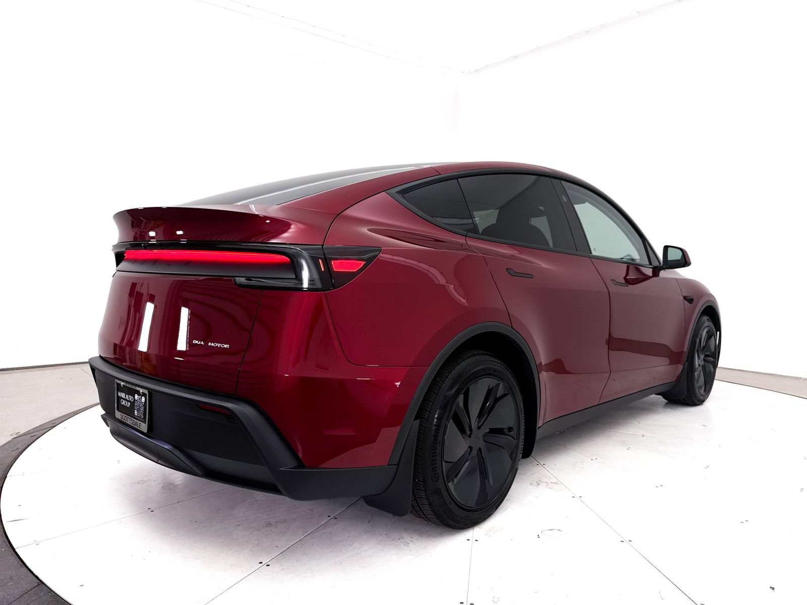 Used 2026 Tesla Model Y Long Range AWD/4WD image 18